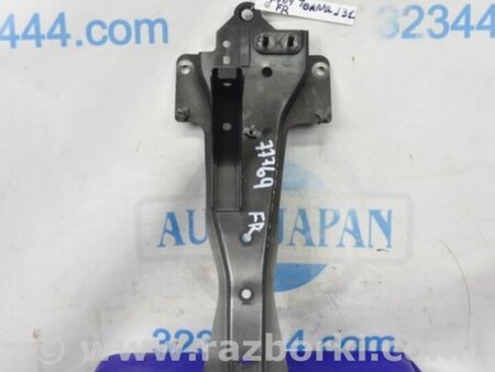ФОТО Кронштейн замка капота для Nissan Teana J31 Киев