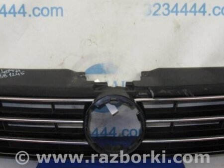 ФОТО Решітка радіатора для Volkswagen Jetta USA (10-17) Киев