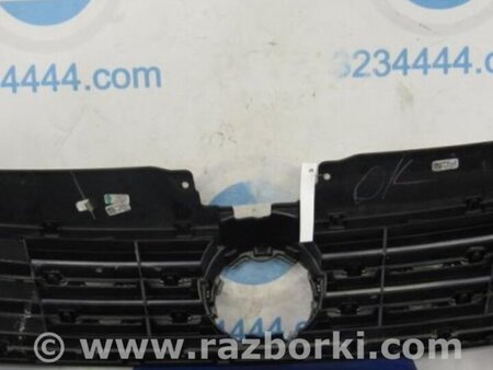 ФОТО Решітка радіатора для Volkswagen Jetta USA (10-17) Киев
