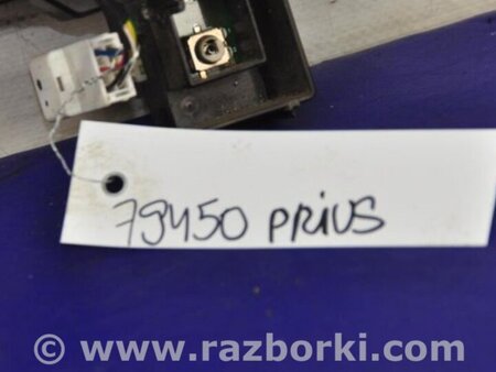 ФОТО Блок кнопок консолі для Toyota Prius 30 (09-17) Киев