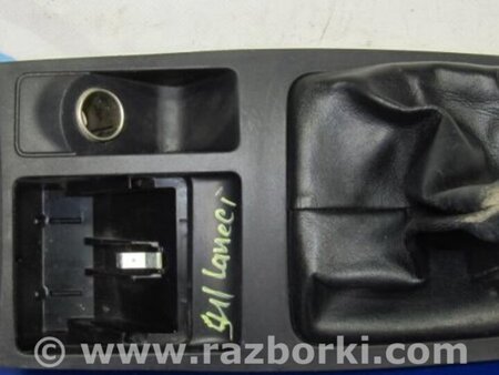 ФОТО накладка в салоні для Mitsubishi Lancer X 10 (08-17) Киев