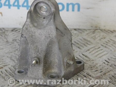 ФОТО Кріплення / кронштейн для Lexus IS250/350 (06-12) Киев