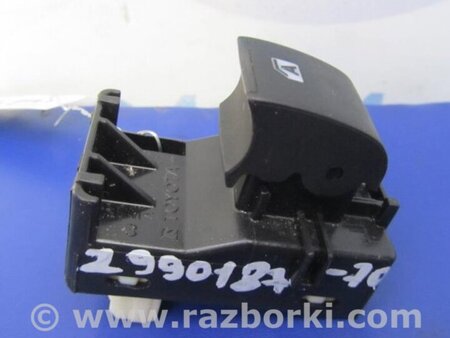 ФОТО Кнопка стеклоподъемника дверная для Toyota Camry 70 XV70 (01.2017-...)  Киев