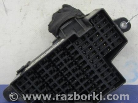 ФОТО Блок запобіжників для Volkswagen Passat CC (03.2008-01.2012) Киев