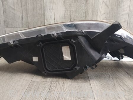 ФОТО Фара для Toyota Sienna (11-16) Киев