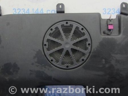 ФОТО Сабвуфер для Volkswagen Passat B8 (07.2014-...) Киев