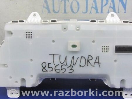 ФОТО Панель приладів для Toyota Tundra (2013-) Киев