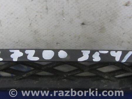 ФОТО Решітка переднього бампера для Toyota RAV-4 (00-05) Киев