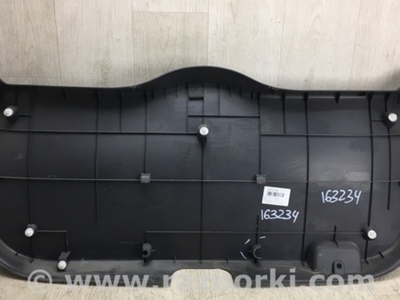 ФОТО Обшивка кришки багажника для Suzuki SX4 Киев