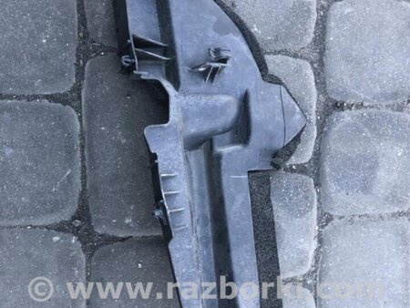 ФОТО дефлектор радіатора для Toyota Prius 30 (09-17) Киев