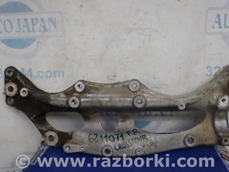 ФОТО Кронштейн передней балки для Honda Crosstour (2009-2015) Киев