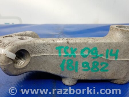 ФОТО Кріплення / кронштейн для Honda Accord CU (12.2008 - 03.2013) Киев