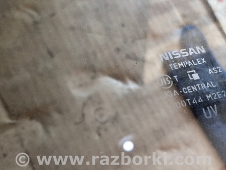 ФОТО Скло дверей для Nissan Note E11 (2006-2013) Киев