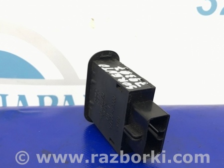 ФОТО Кнопка відкриття багажника для KIA Sorento BL Киев