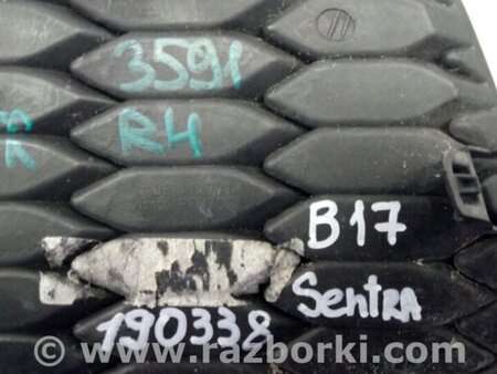 ФОТО Заглушка противотуманной фары левая для Nissan Sentra B17 Киев