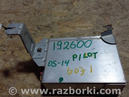 ФОТО Підсилювач звуку для Honda Pilot 2 MR-V YF3/4 (2008-2015) Киев