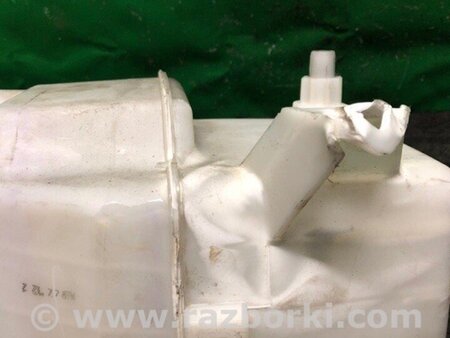 ФОТО Бачок омивача для Toyota Sienna (11-16) Киев