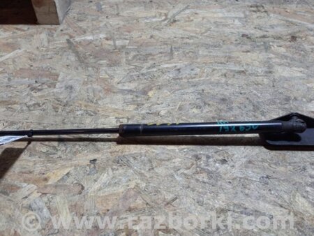 ФОТО Амортизатор кришки багажника для Honda Pilot 2 MR-V YF3/4 (2008-2015) Киев