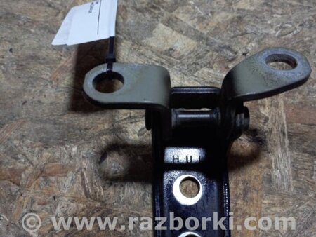 ФОТО Петля двері задньої лівої нижня для Honda Pilot 2 MR-V YF3/4 (2008-2015) Киев