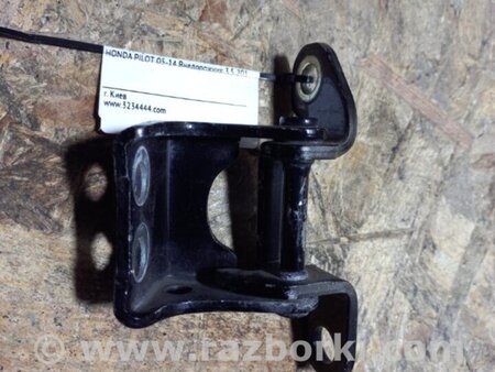 ФОТО Петля двері задньої лівої верхня для Honda Pilot 2 MR-V YF3/4 (2008-2015) Киев