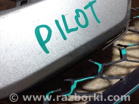 ФОТО Решітка радіатора для Honda Pilot 2 MR-V YF3/4 (2008-2015) Киев