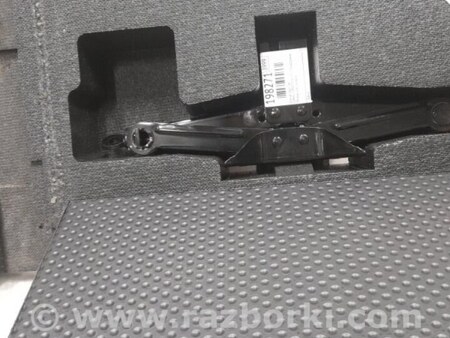 ФОТО Скринька інструментальна для Subaru Forester SG Киев