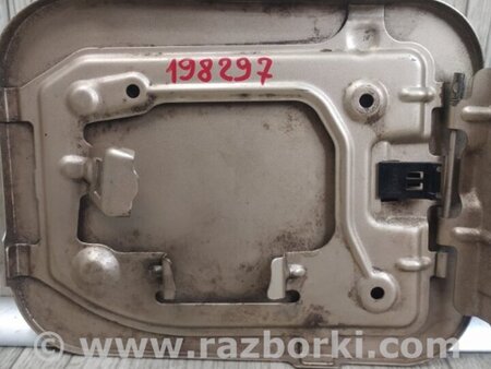 ФОТО Лючок топливного бака для Toyota Sienna (11-16) Киев