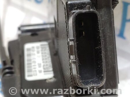 ФОТО Замок двері задній лівий для Nissan Pathfinder R52 Киев