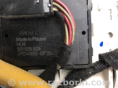 ФОТО плафон салону для Volkswagen Passat B8 (07.2014-...) Киев