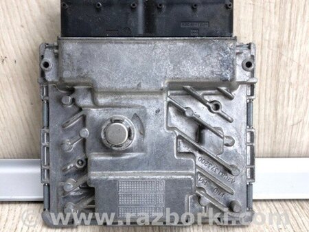 ФОТО Блок керування двигуном для Volkswagen Passat B8 (07.2014-...) Киев