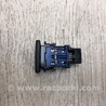 ФОТО Кнопка відкриття багажника для Toyota RAV-4 (15-18) Киев
