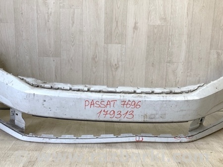 ФОТО Бампер передній для Volkswagen Passat B8 (07.2014-...) Киев