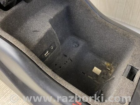 ФОТО Підлокітник для Porsche Cayenne Type 958 (10-18) Киев