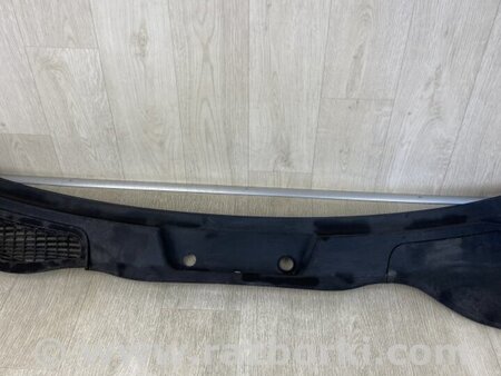 ФОТО Жабо під лобове скло (пластик) для Porsche Cayenne Type 958 (10-18) Киев