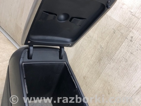 ФОТО Консоль центральная для KIA Sorento UM Киев