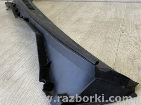 ФОТО Жабо під лобове скло (пластик) для Nissan NV200 USA (2013-) Киев