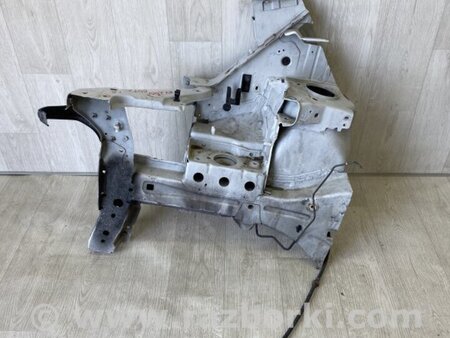 ФОТО Четверть кузова передняя для Nissan NV200 USA (2013-) Киев