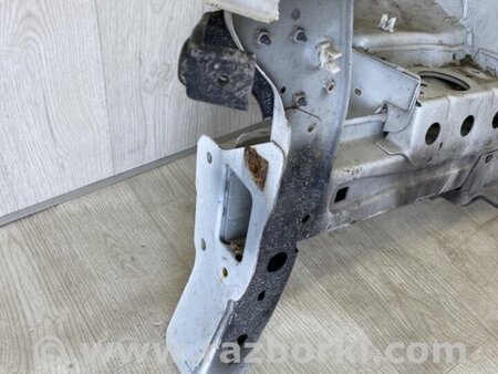 ФОТО Четверть кузова передняя для Nissan NV200 USA (2013-) Киев