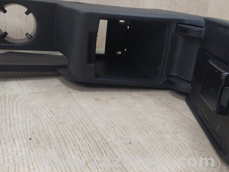 ФОТО Консоль центральная для Volkswagen Jetta USA (10-17) Киев