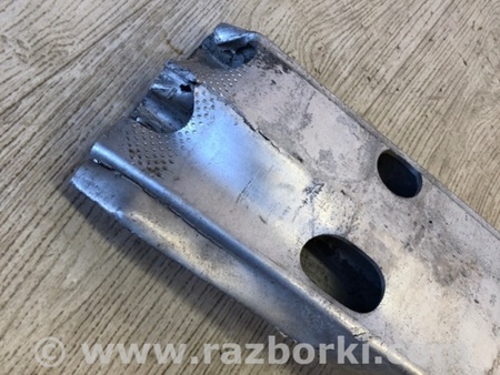 ФОТО Кронштейн підсилювач переднього бампера для Nissan Pathfinder R52 Киев