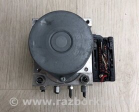 Блок антиблокувальної системи Nissan Pathfinder R52