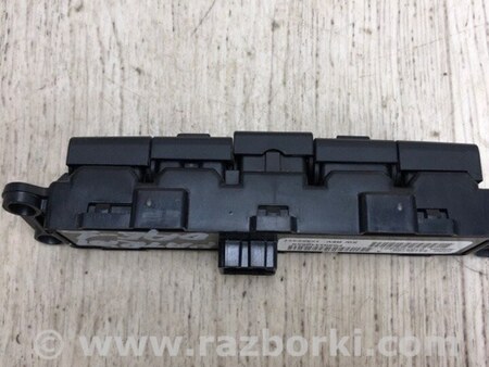 ФОТО Кнопка аварійної сигналізації для Jeep Patriot (10-17) Киев