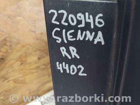 ФОТО Ліхтар зовнішній для Toyota Sienna (11-16) Киев