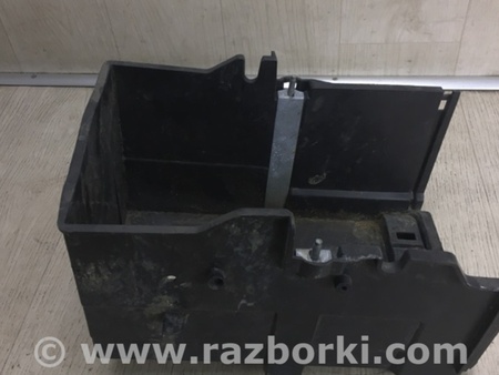 ФОТО Площадка под аккумулятор для Ford Focus 3 (01.2010 - 03.2018) Киев
