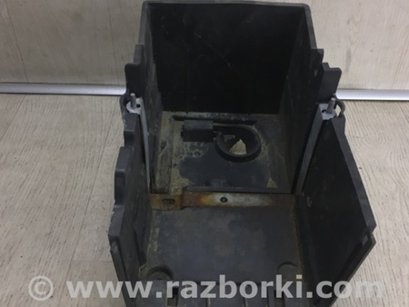 ФОТО Площадка под аккумулятор для Ford Focus 3 (01.2010 - 03.2018) Киев