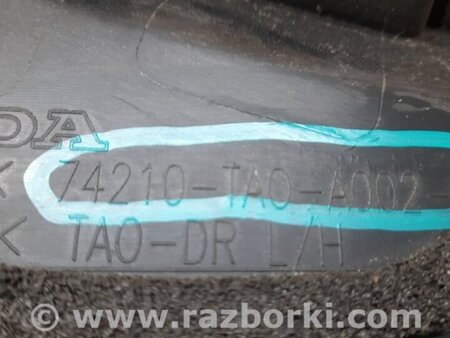 ФОТО Жабо під лобове скло (пластик) для Honda Crosstour (2009-2015) Киев
