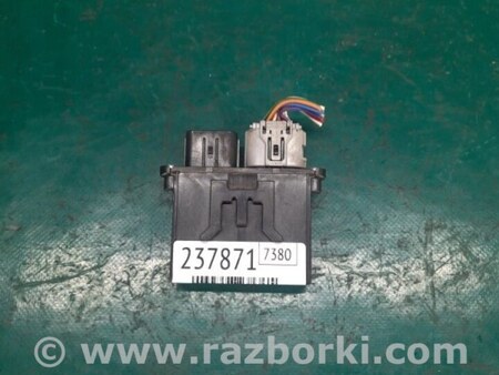 ФОТО Блок електронний для Toyota Yaris (05-11) Киев