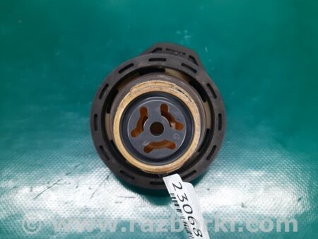 ФОТО Кришка паливного бака для Mazda 3 BK (2003-2009) (I) Киев