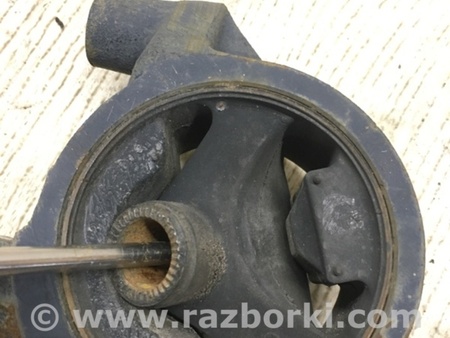 ФОТО Подушка двигуна для KIA Rio JB Киев