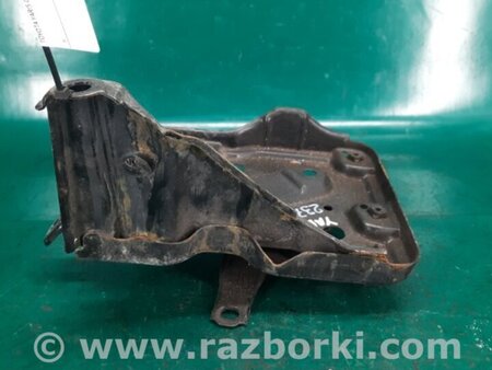 ФОТО Полиця акумулятора для Toyota Yaris (05-11) Киев